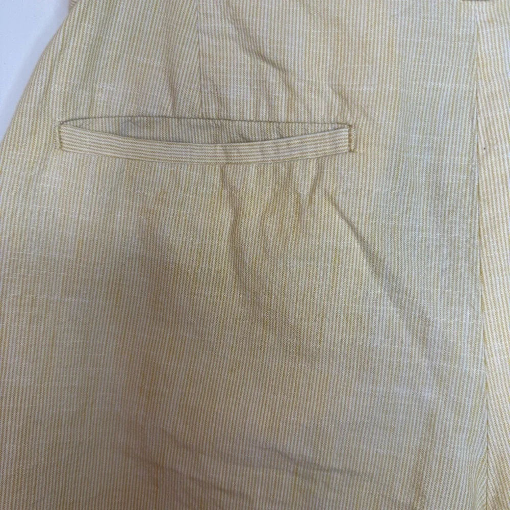 Banana Republic Tan Flat Front Shorts Men’s Size 30